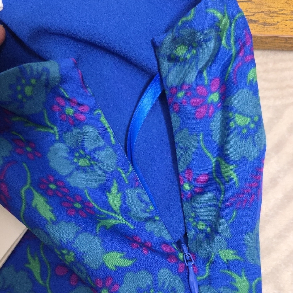 Veronica Beard Lyric One-Shoulder Silk Top in Cobalt Multi - Picture 8 of 10
